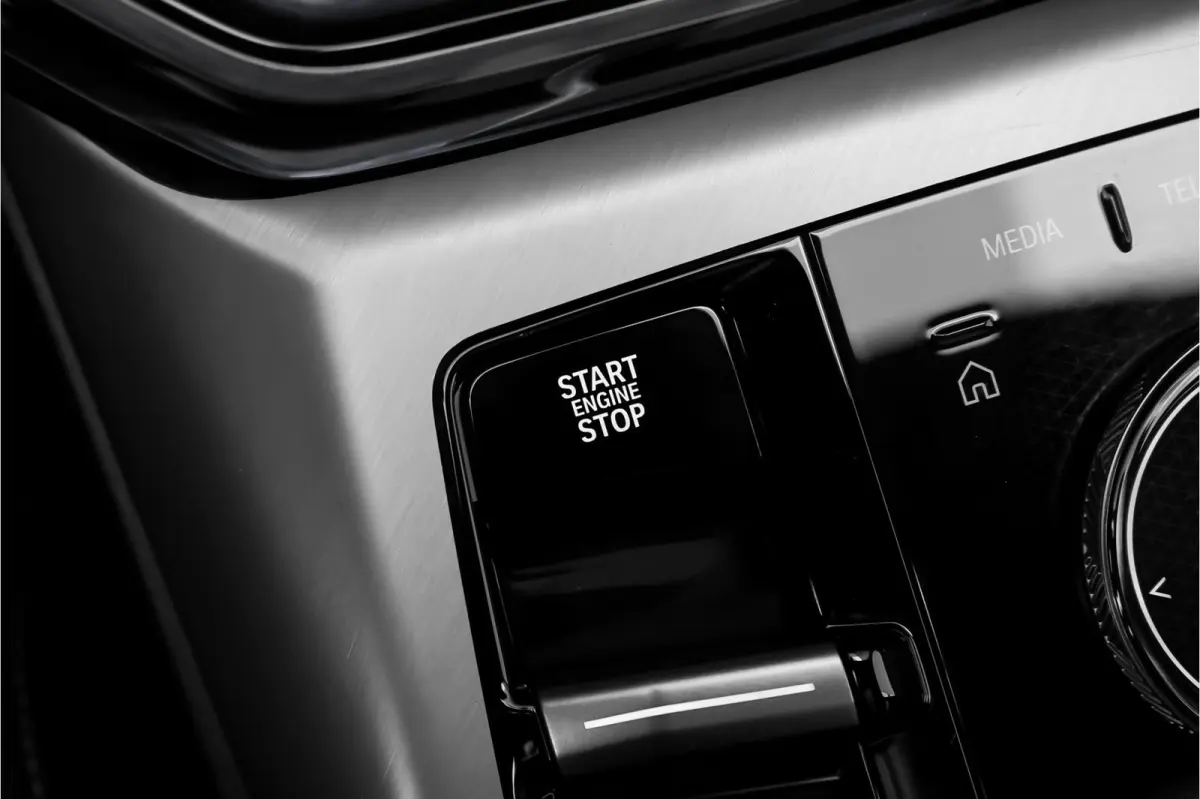 30e xDrive M-Sport H/K Pano HUD Driving Assist Plus 360°