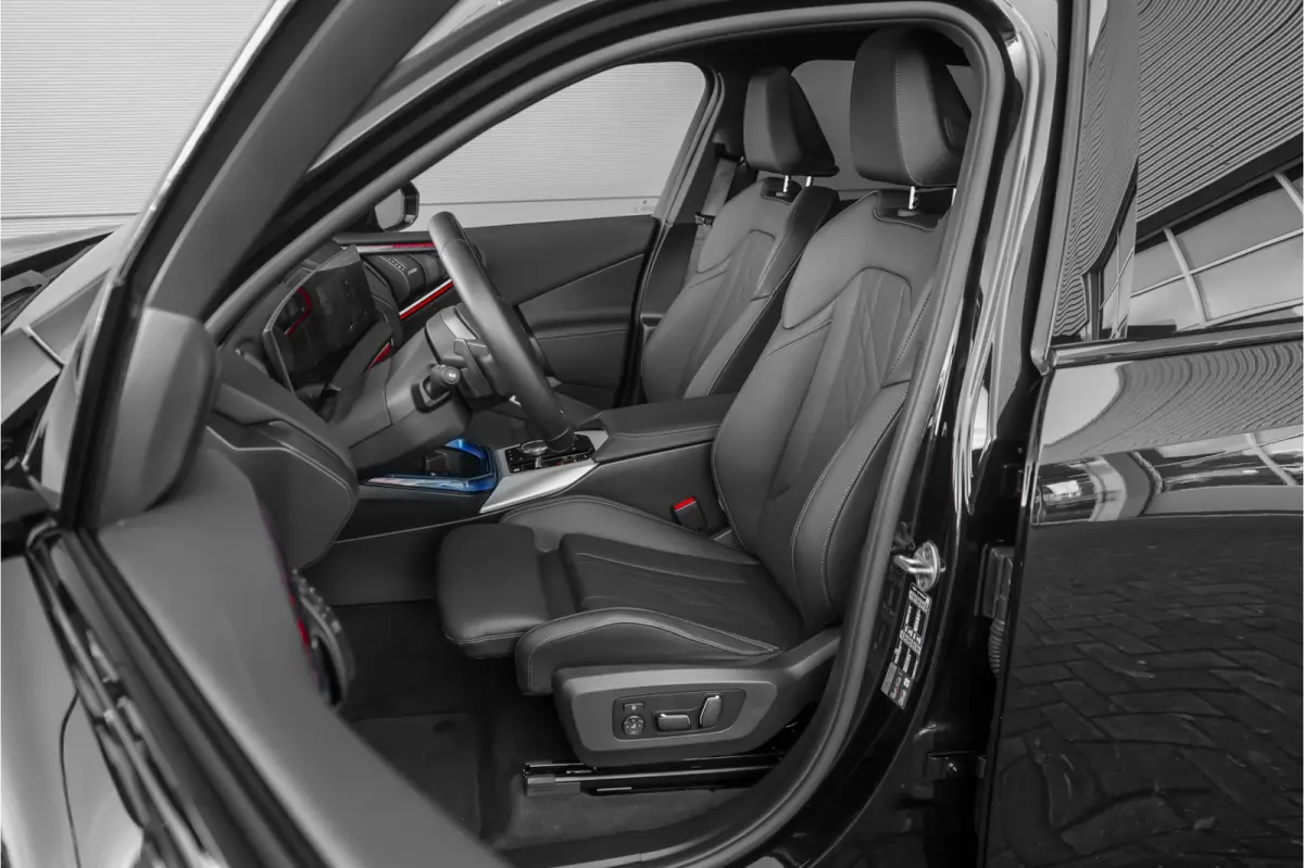 30e xDrive M-Sport H/K Pano HUD Driving Assist Plus 360°