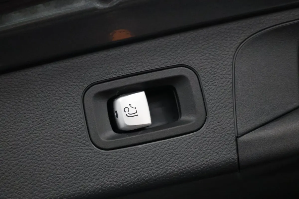350e 4MATIC AMG LED/SFEER/PANO/LEER+S.VERWARMING+MEMORY/LMV/360 CAM/ACC/ECC/12 MND GARANTIE!
