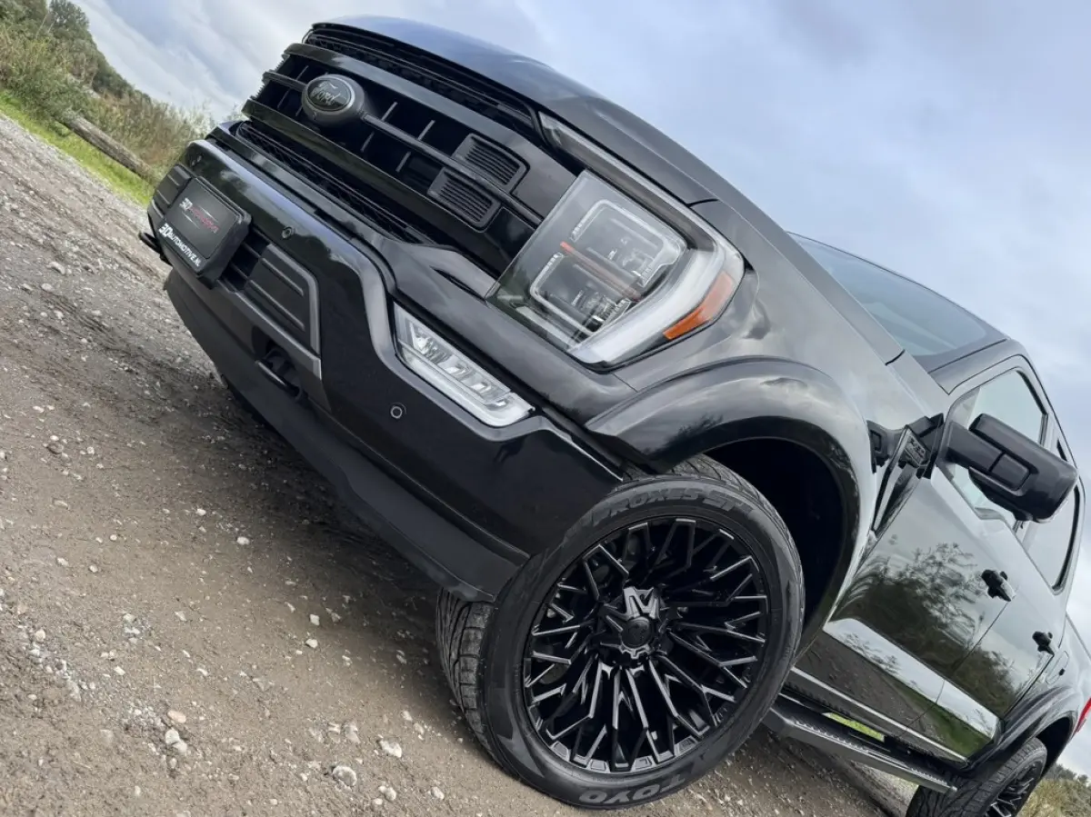 USA LARIAT SPORT WIDEBODY 5.0L V8, LAGE BIJTELLING, 1E EIG, DEALER ONDERHOUDEN, FULLY LOADED
