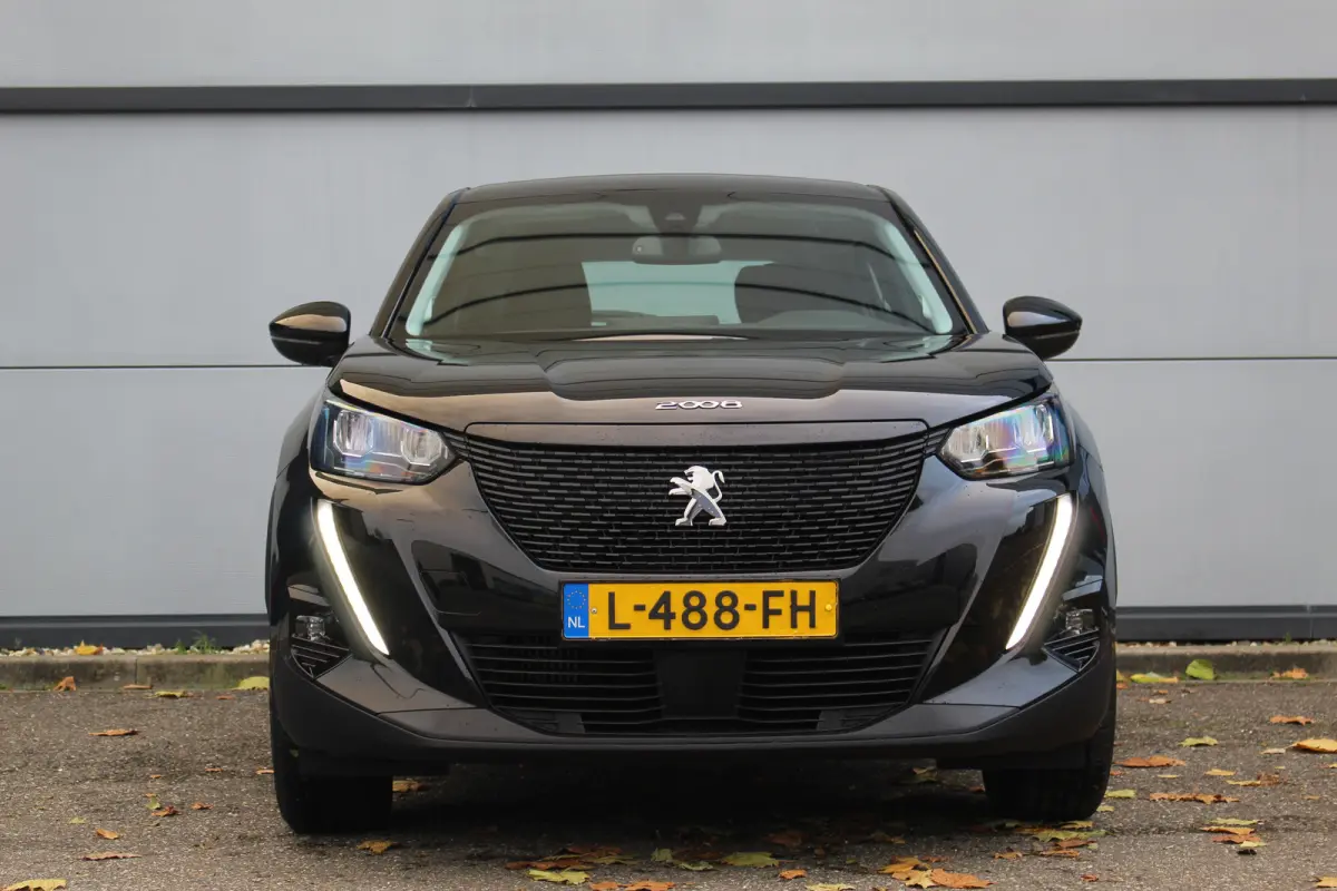 1.2 Blue Lease Active | Climate | Carplay | Navi | DAB | Cruise | LED | PDC A | Climate | Carplay | Navi | DAB | Cruise | LED | PDC A |