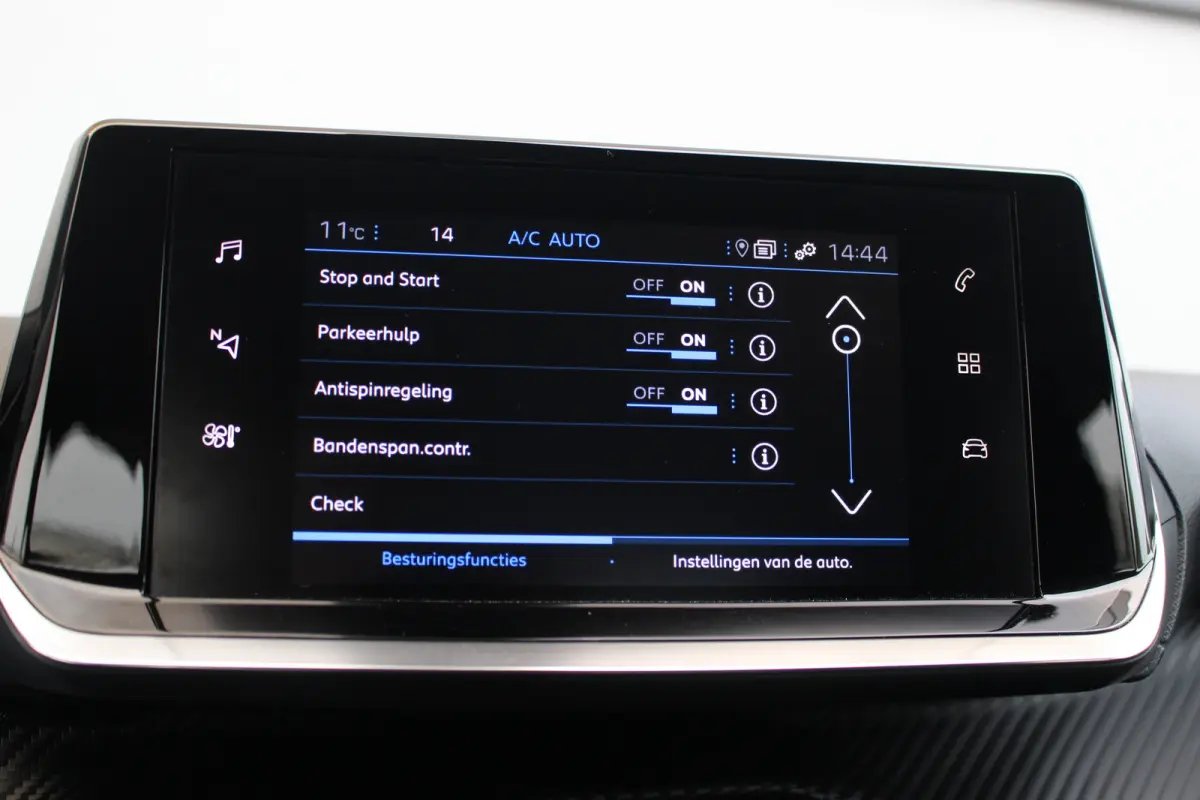 1.2 Blue Lease Active | Climate | Carplay | Navi | DAB | Cruise | LED | PDC A | Climate | Carplay | Navi | DAB | Cruise | LED | PDC A |