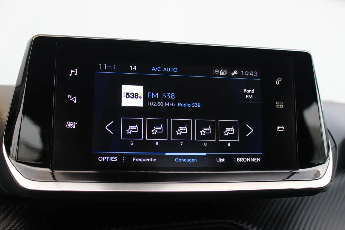 1.2 Blue Lease Active | Climate | Carplay | Navi | DAB | Cruise | LED | PDC A | Climate | Carplay | Navi | DAB | Cruise | LED | PDC A |
