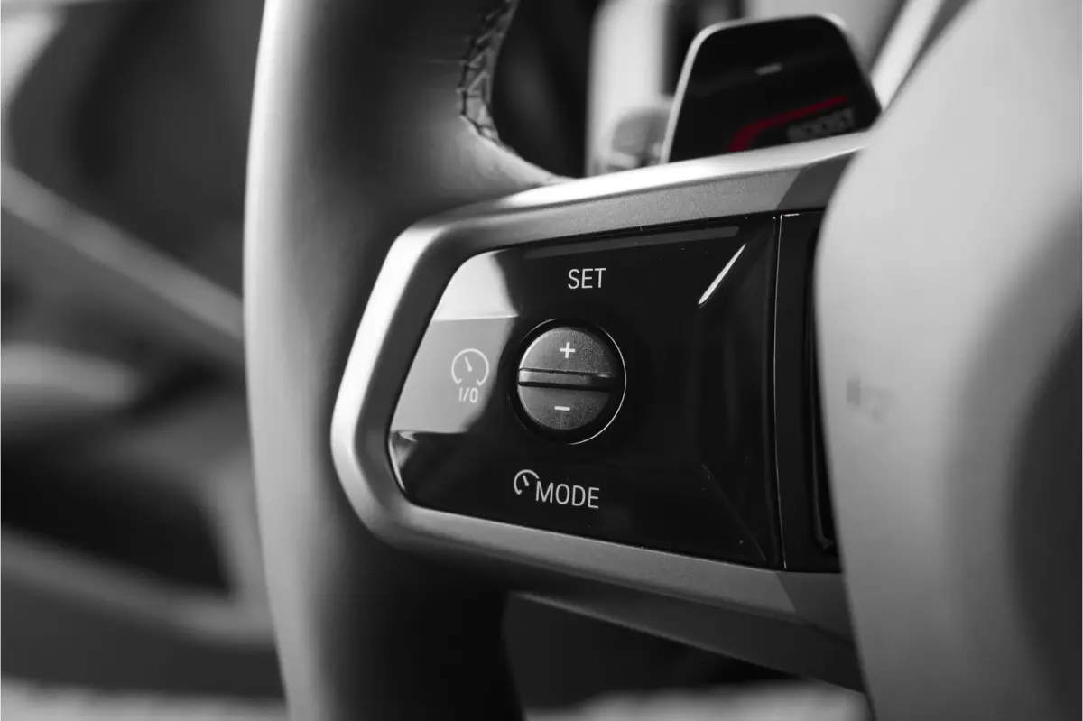 30e xDrive M-Sport Pano Driving Assist Plus 360° HUD H/K