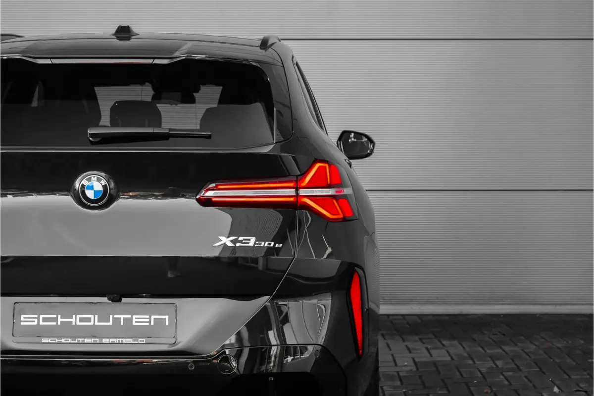 30e xDrive M-Sport Pano Driving Assist Plus 360° HUD H/K