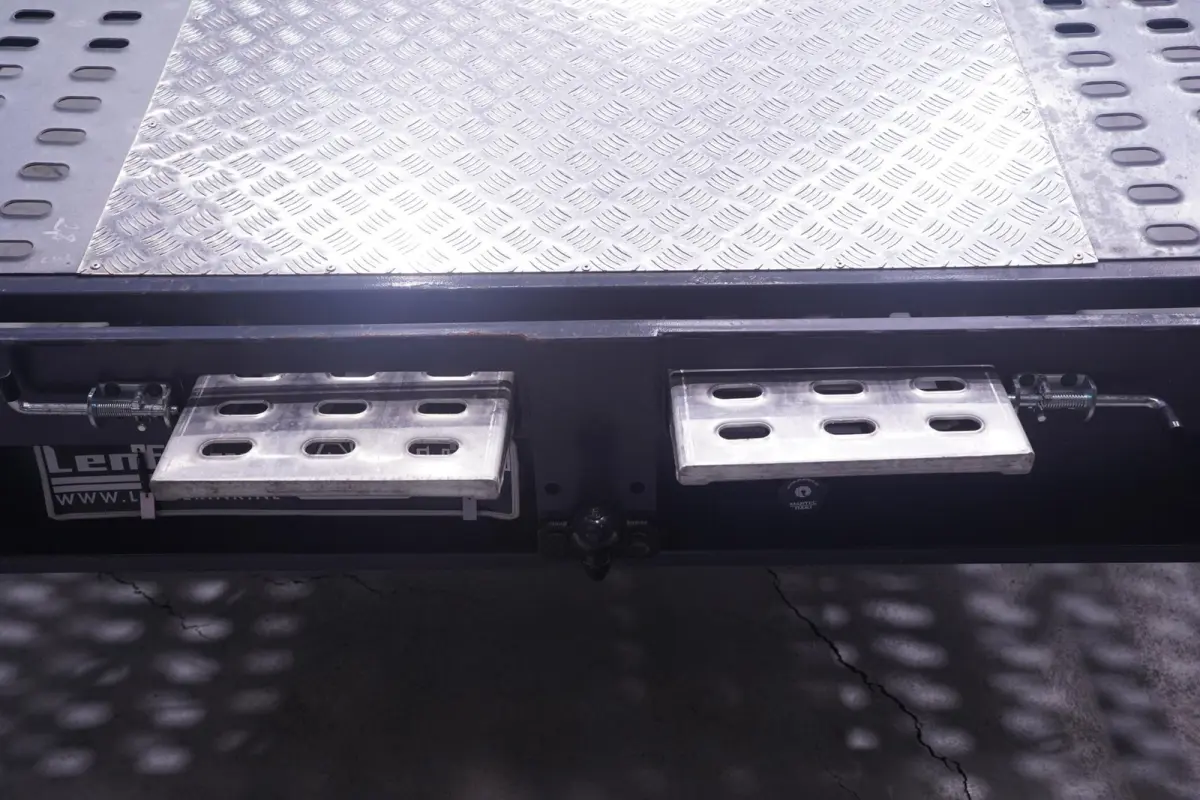 2.3 dCi 165 pk Autotransporter Marge Auto Airco, Cruise Control, 1.323 kg Laadvermogen, 3-Zits