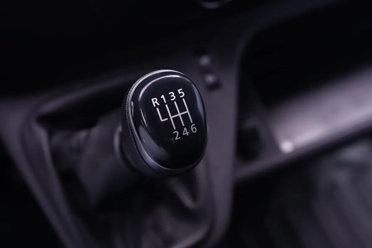 2.3 dCi 165 pk Autotransporter Marge Auto Airco, Cruise Control, 1.323 kg Laadvermogen, 3-Zits