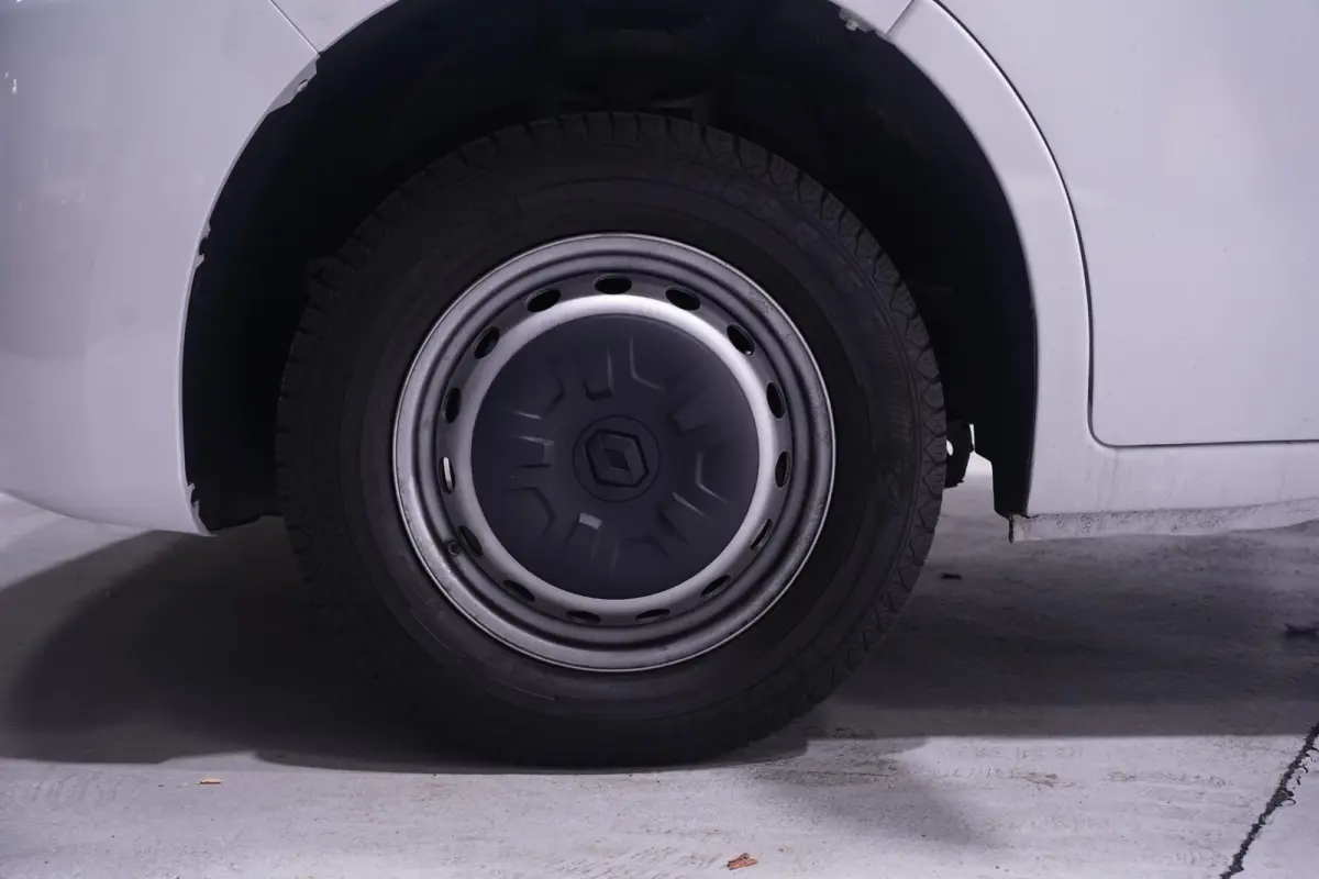 2.3 dCi 165 pk Autotransporter Marge Auto Airco, Cruise Control, 1.323 kg Laadvermogen, 3-Zits