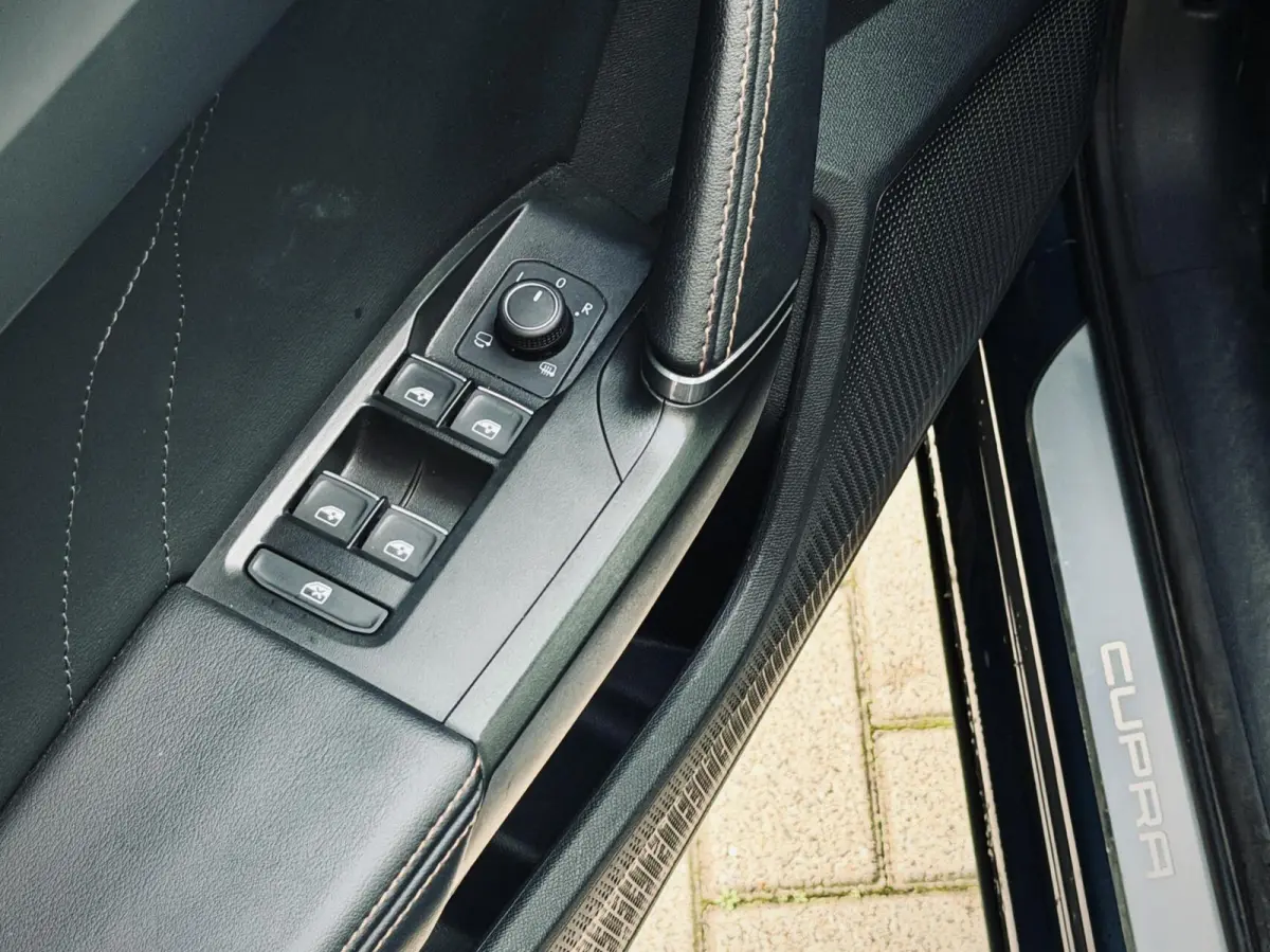 1.4 e-Hybrid VZ Performance Pano|Kuip|Leder