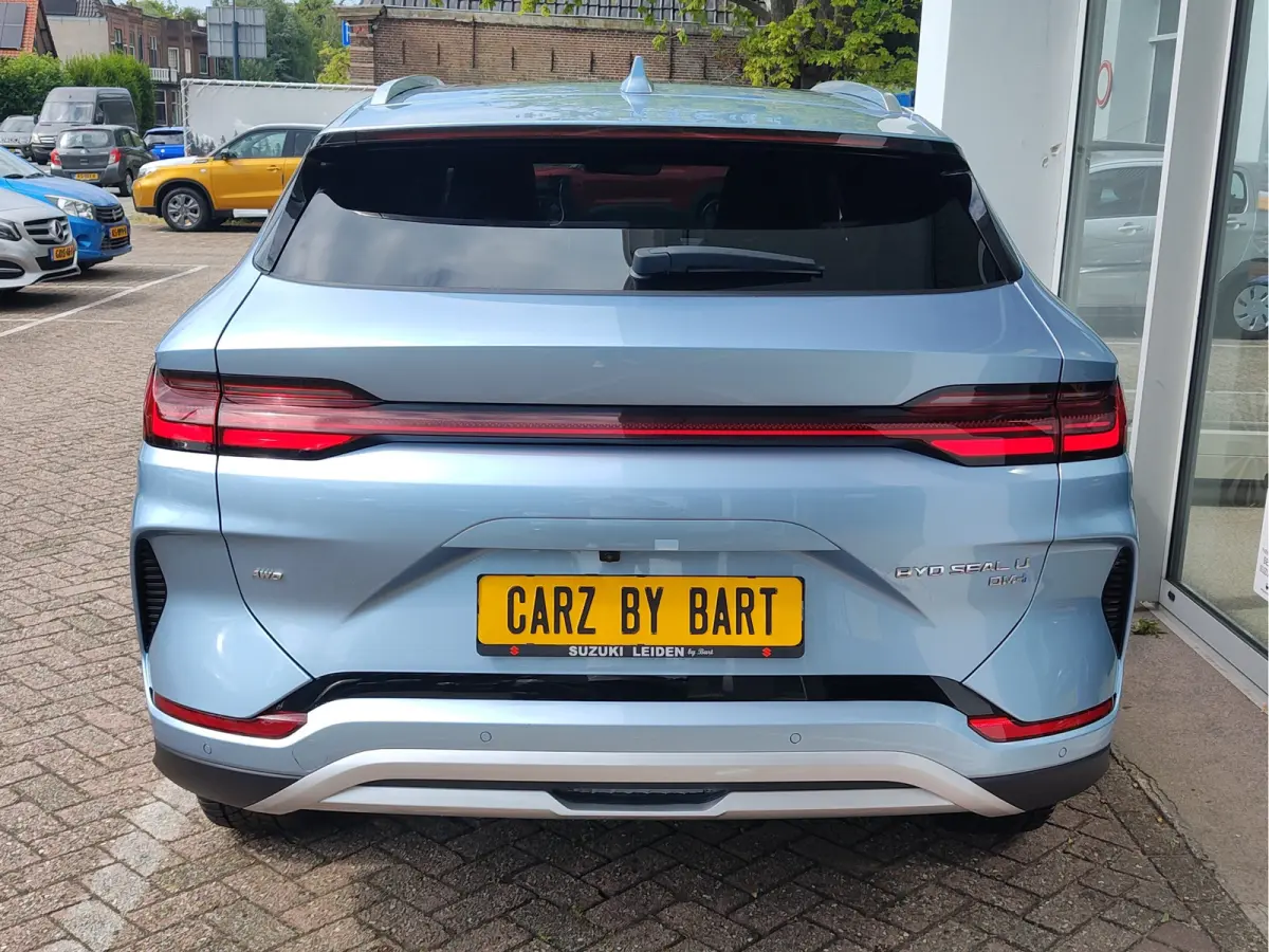 1.5 T DM-i AWD DESIGN Sunroof | 4x4 | Leder | HUD | 360 Camera