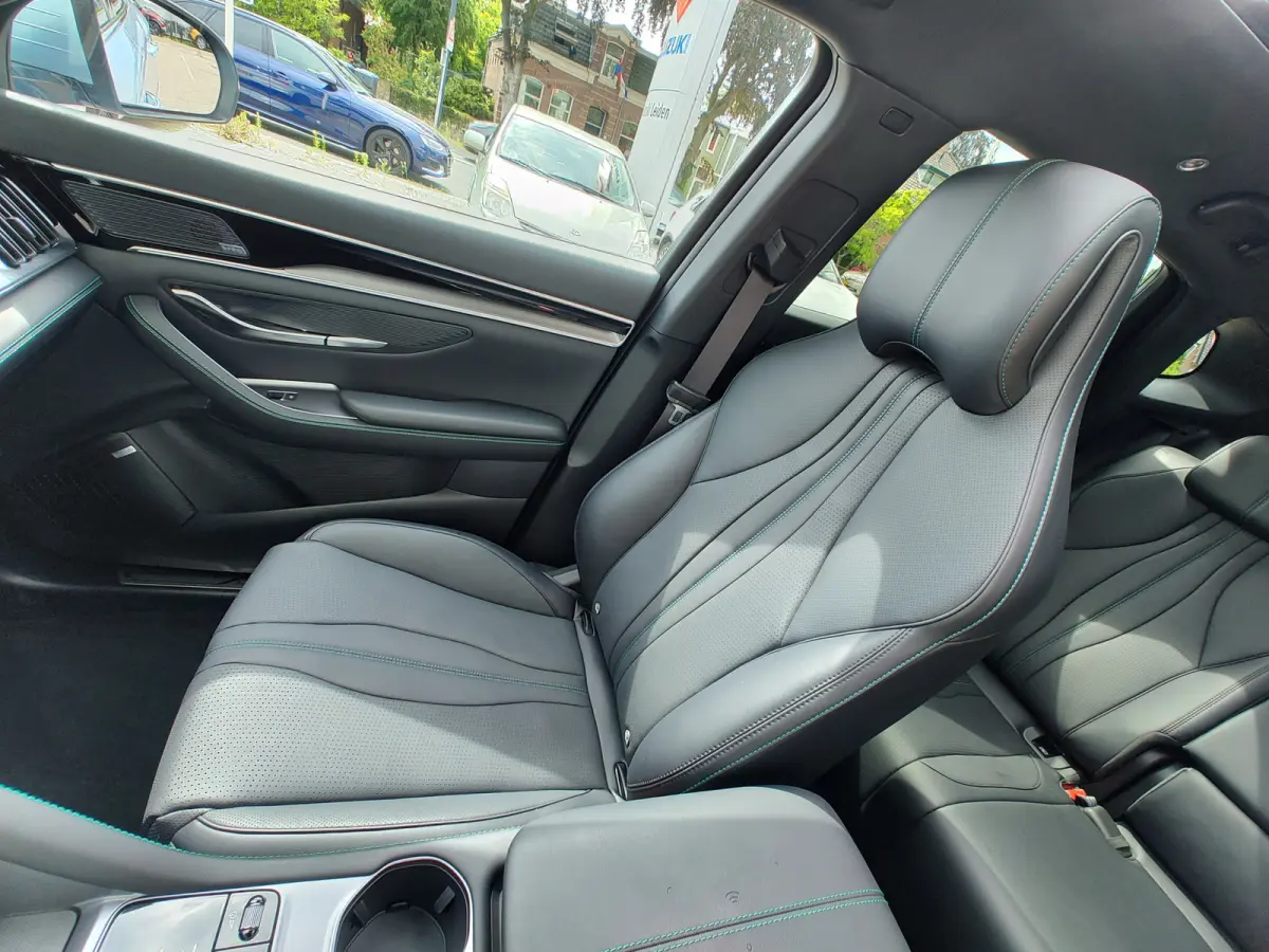 1.5 T DM-i AWD DESIGN Sunroof | 4x4 | Leder | HUD | 360 Camera