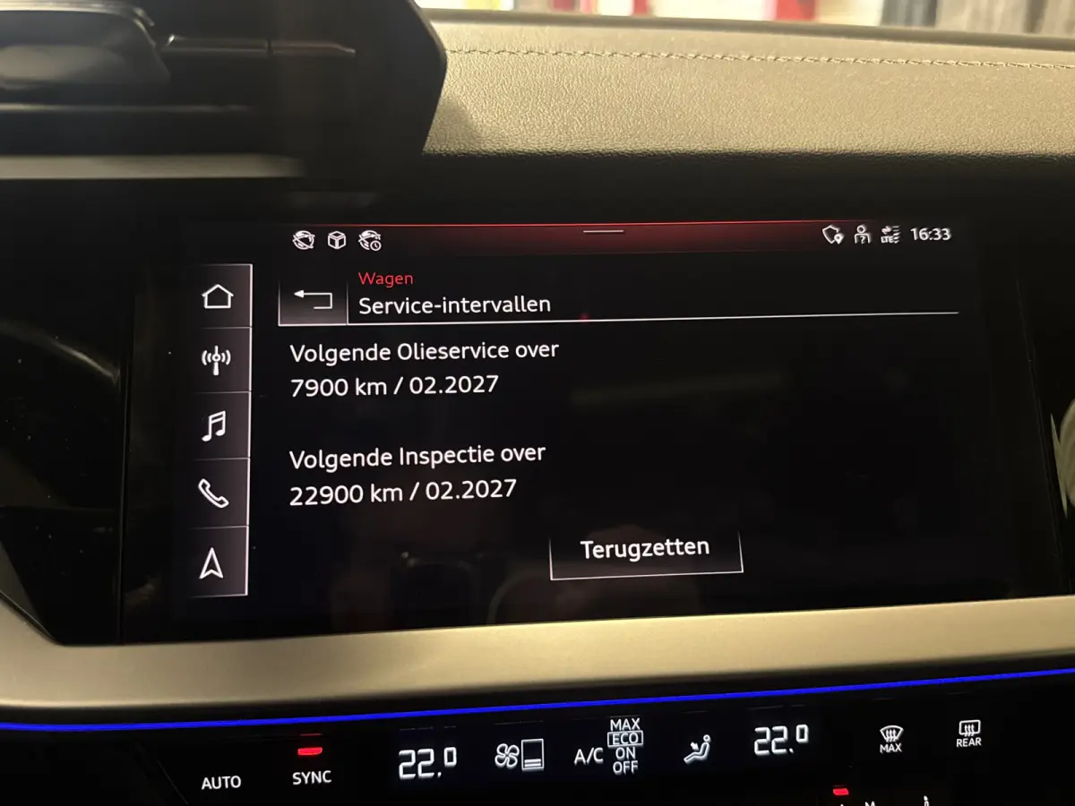 40 TFSI e S-Line Memory, PANO, RS