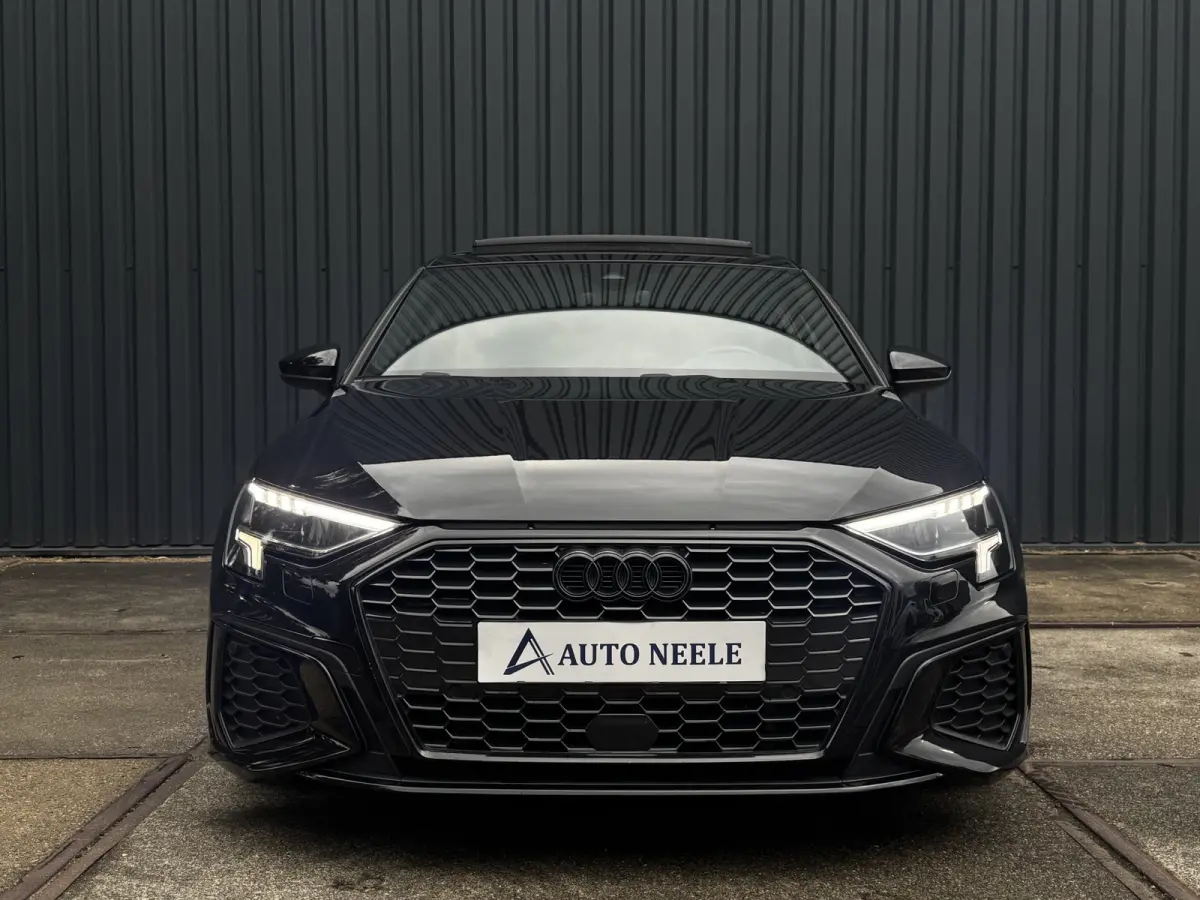 40 TFSI e S-Line Memory, PANO, RS