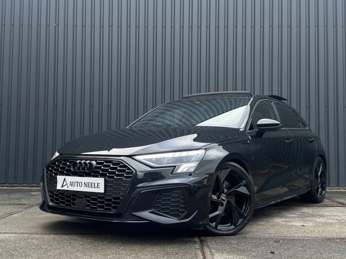 40 TFSI e S-Line Memory, PANO, RS