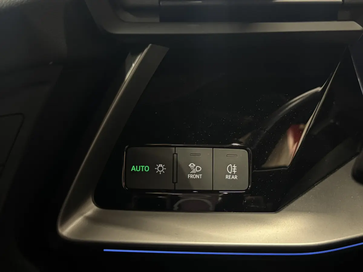 40 TFSI e S-Line Memory, PANO, RS