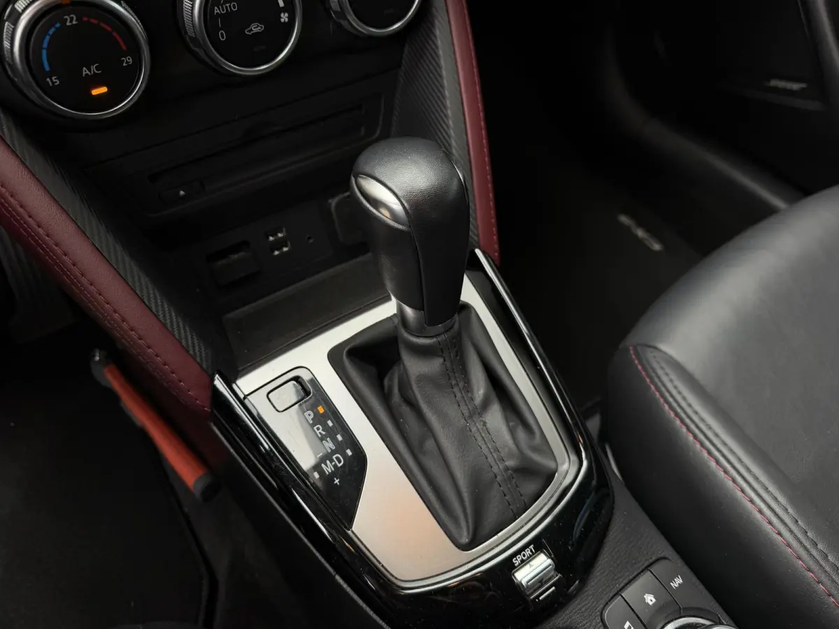 2.0 SkyActiv-G 120 GT-M 120PK | AUTOMAAT | NL AUTO | NAP | Trekhaak | Achteruitrijcamera | BOSE Audio | Head Up Display | Stoelverwarming | Dodehoekdectectie | Navigatie | Led Koplampen | Ke