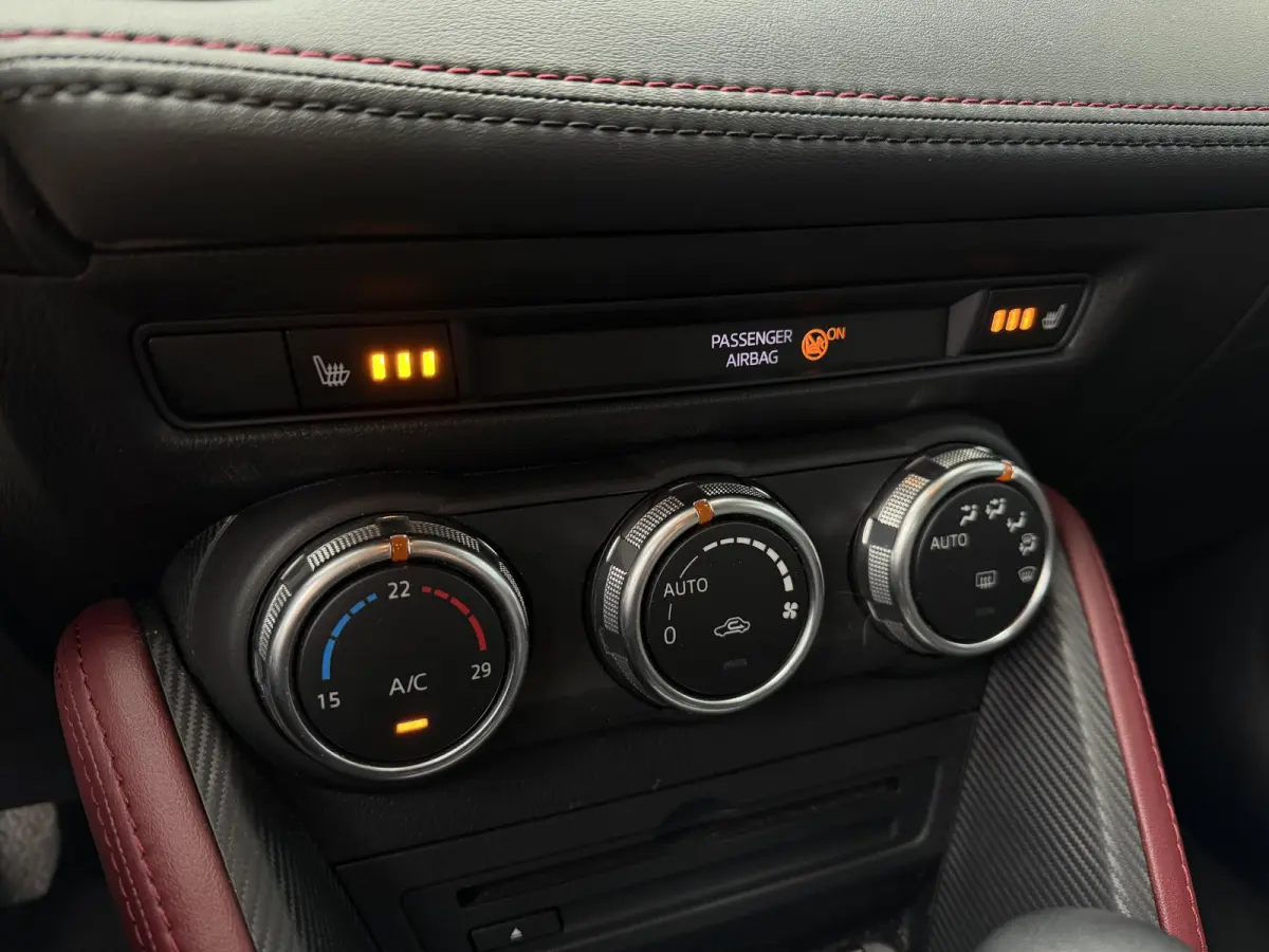 2.0 SkyActiv-G 120 GT-M 120PK | AUTOMAAT | NL AUTO | NAP | Trekhaak | Achteruitrijcamera | BOSE Audio | Head Up Display | Stoelverwarming | Dodehoekdectectie | Navigatie | Led Koplampen | Ke