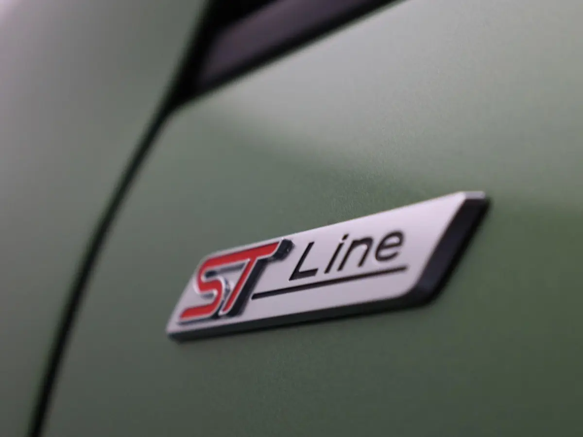 2.5 PHEV ST-Line | Apple Carplay/Android Auto | Achteruitrijcamera | Winterpakket | Lichtmetalen Velgen |