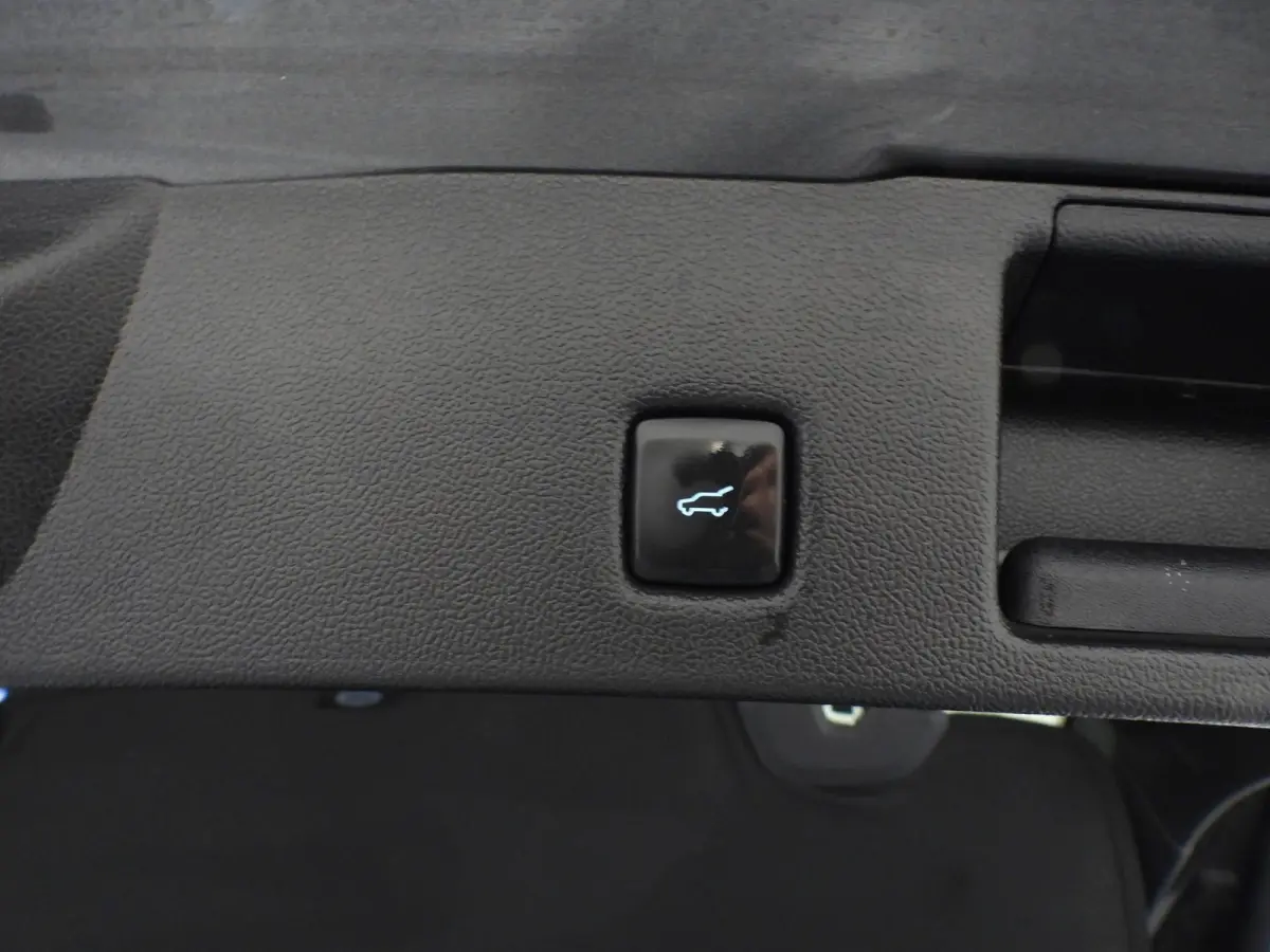 2.5 PHEV Plug-In ST-Line X NAVI/CAMERA/LED/B&O/HEAD-UP/18"LMV!