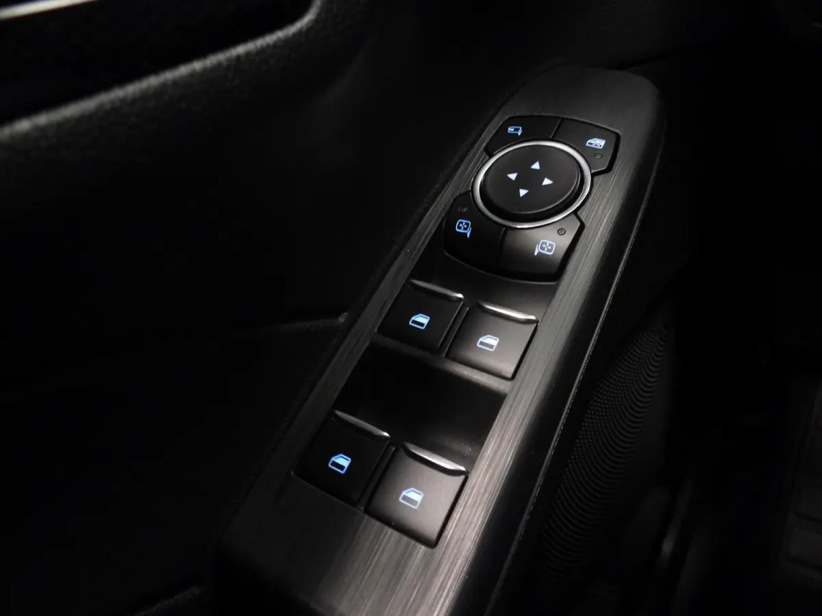 2.5 PHEV Plug-In ST-Line X NAVI/CAMERA/LED/B&O/HEAD-UP/18"LMV!