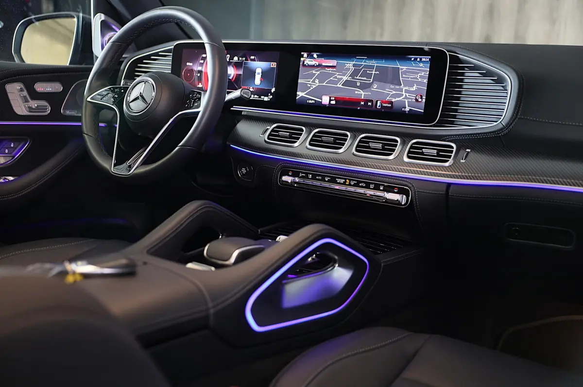 400 e 4MATIC AMG Line FACELIFT / Acc / Memeory / Head Up / Burmester / Leder / 360 Camera / Open Panorama