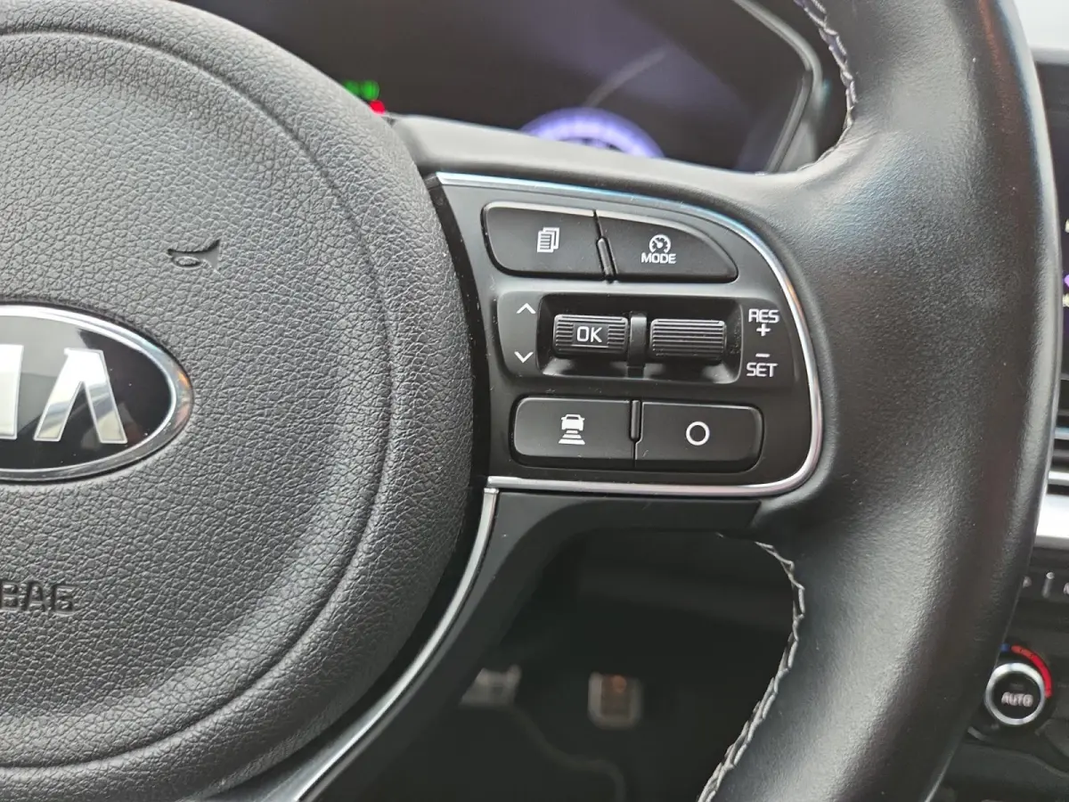 1.6i Hybrid DynamicPlusLine | Automaat | Trekhaak | Stoelverwarming | Dodehoek detectie | Leder | Camera | Carplay & Android | Cruise Control Adaptief | NAP