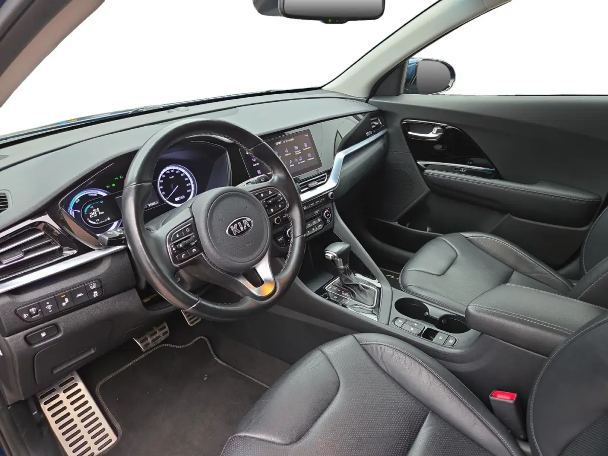 1.6i Hybrid DynamicPlusLine | Automaat | Trekhaak | Stoelverwarming | Dodehoek detectie | Leder | Camera | Carplay | Cruise Control Adaptief | NAP