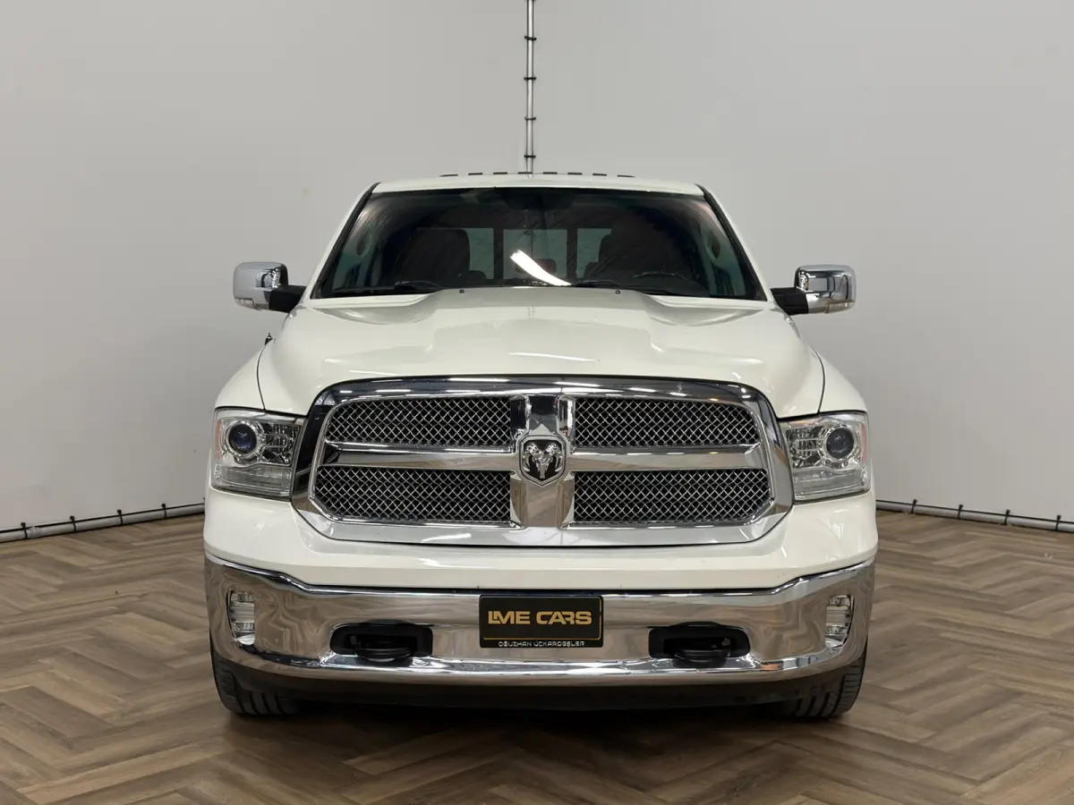 1500 5.7 V8 Quad Cab 6'4|NAP|PANO|MEMORY|INRUIL MOGELIJK|
