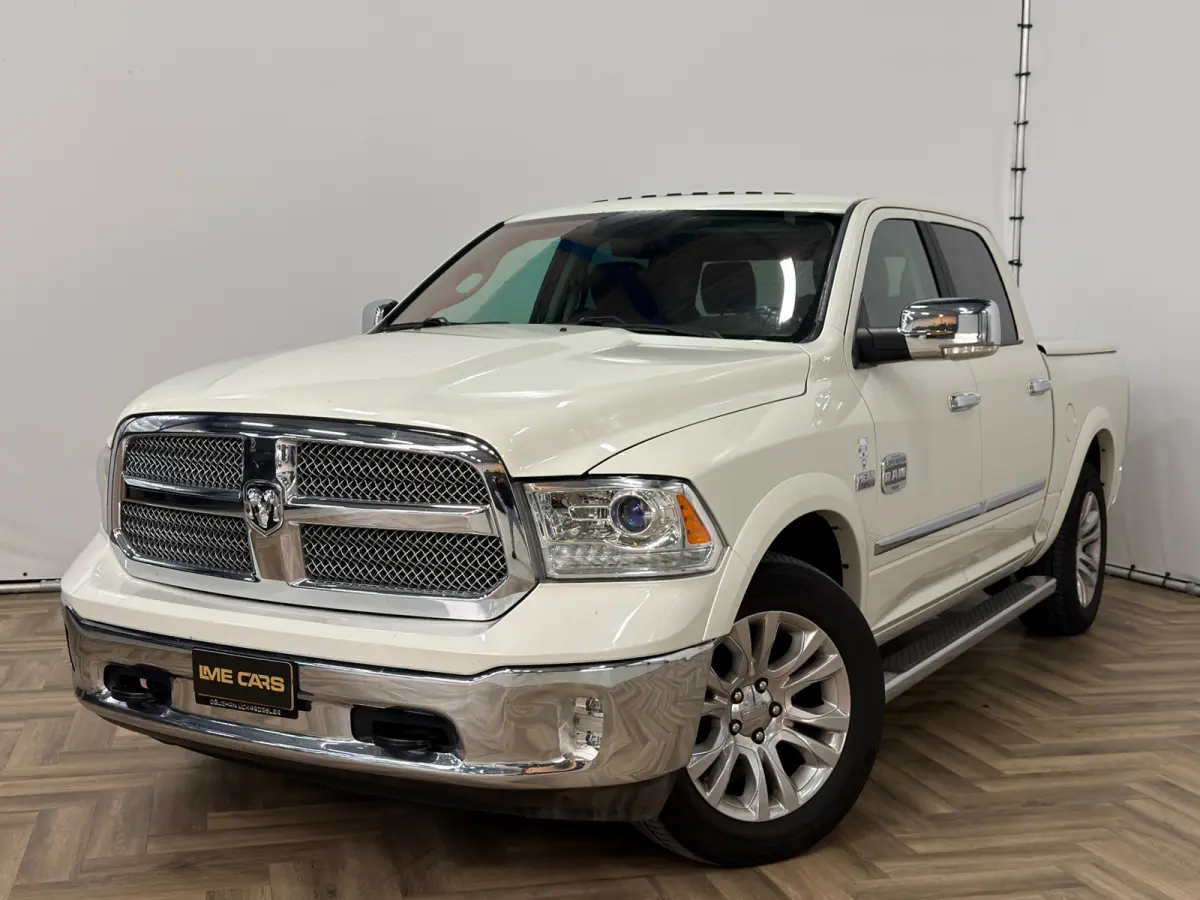 1500 5.7 V8 Quad Cab 6'4|NAP|PANO|MEMORY|INRUIL MOGELIJK|