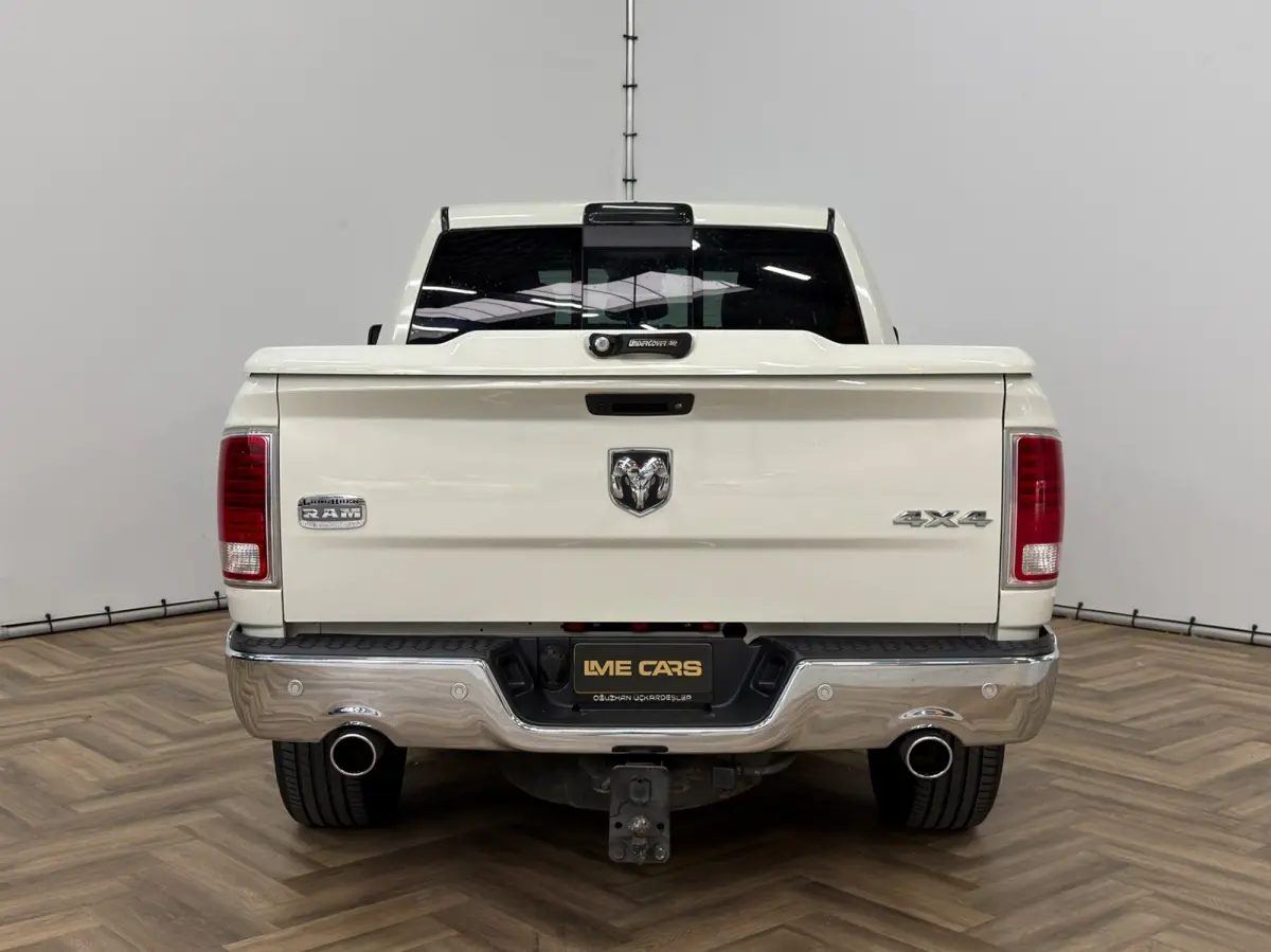 1500 5.7 V8 Quad Cab 6'4|NAP|PANO|MEMORY|INRUIL MOGELIJK|