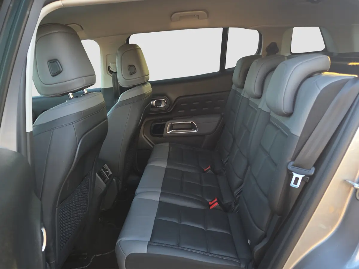 1.6 Plug-in Hybrid 225 Shine | 90% SOH | Trekhaak afneembaar | Vol leder memory stoelen met massage | Stoelverwarming | Camera | Keyless | Full map navigatie |
