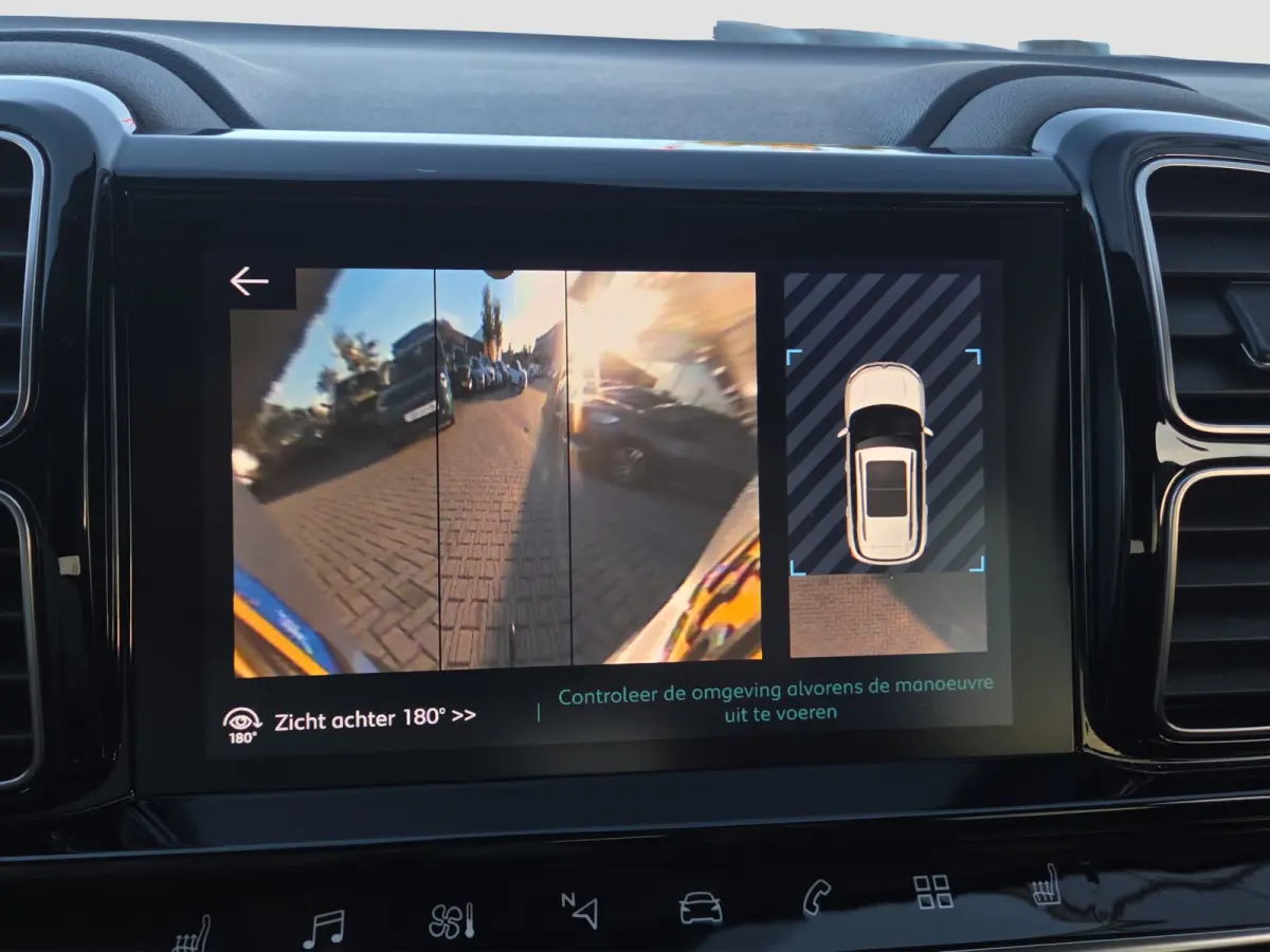 1.6 Plug-in Hybrid 225 Shine | 90% SOH | Trekhaak afneembaar | Vol leder memory stoelen met massage | Stoelverwarming | Camera | Keyless | Full map navigatie |