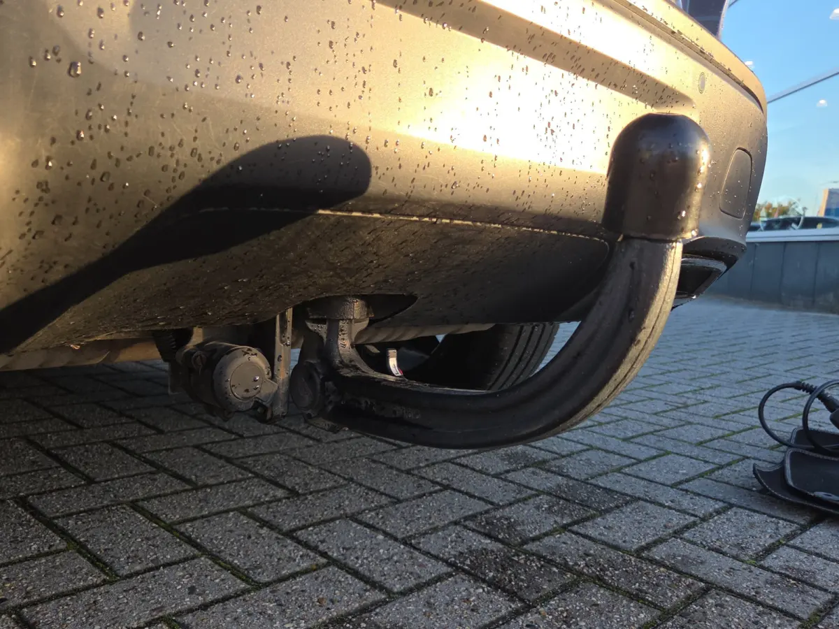1.6 Plug-in Hybrid 225 Shine | 90% SOH | Trekhaak afneembaar | Vol leder memory stoelen met massage | Stoelverwarming | Camera | Keyless | Full map navigatie |