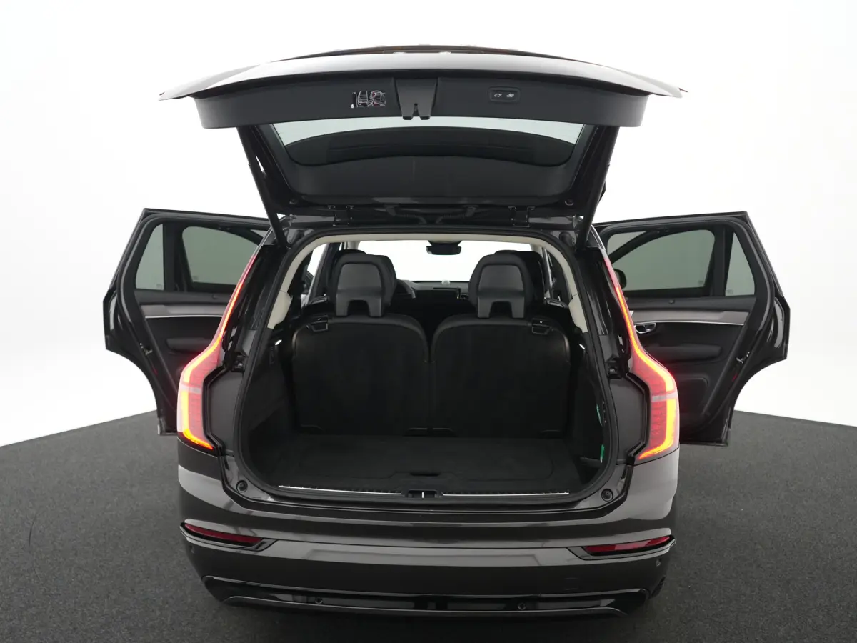 T8 Recharge AWD Ultra Dark | Luchtvering | Bowers & Wilkins | 360° | Head-Up | Massage | Panoramadak | Trekhaak