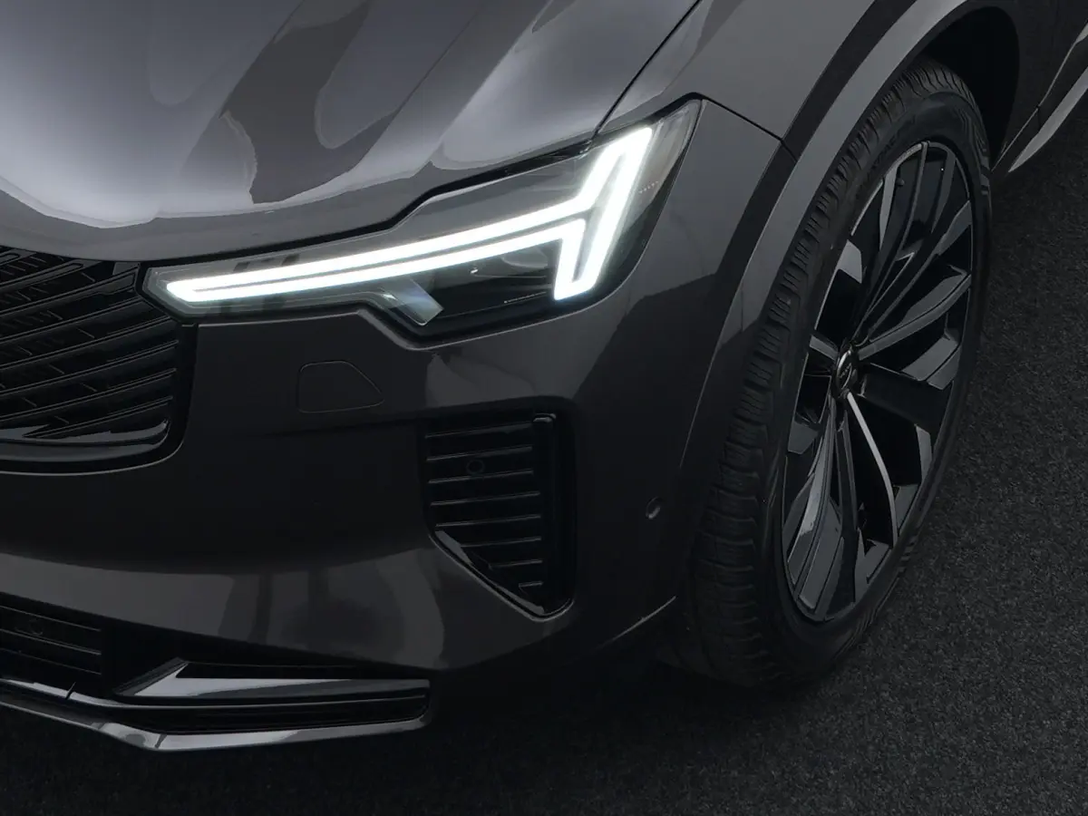 T8 Recharge AWD Ultra Dark | Luchtvering | Bowers & Wilkins | 360° | Head-Up | Massage | Panoramadak | Trekhaak