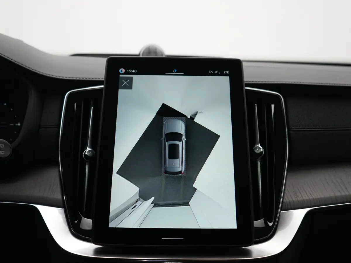 T8 Recharge AWD Ultra Dark | Luchtvering | Bowers & Wilkins | 360° | Head-Up | Massage | Panoramadak | Trekhaak