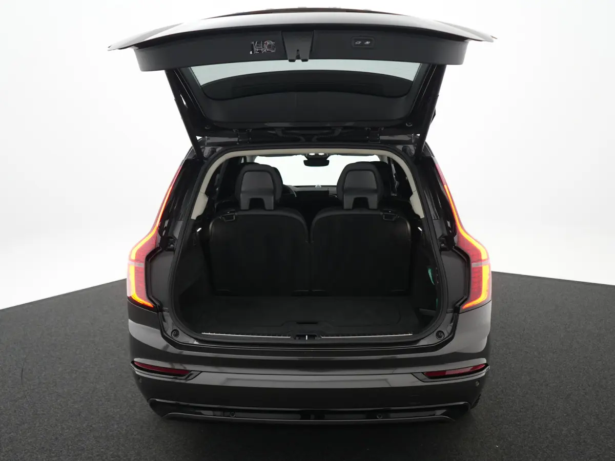 T8 Recharge AWD Ultra Dark | Luchtvering | Bowers & Wilkins | 360° | Head-Up | Massage | Panoramadak | Trekhaak