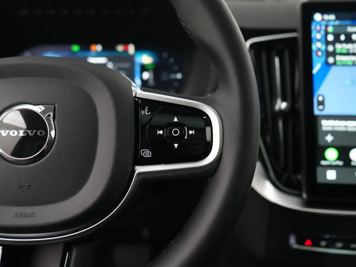 T8 Recharge AWD Ultra Dark | Luchtvering | Bowers & Wilkins | 360° | Head-Up | Massage | Panoramadak | Trekhaak