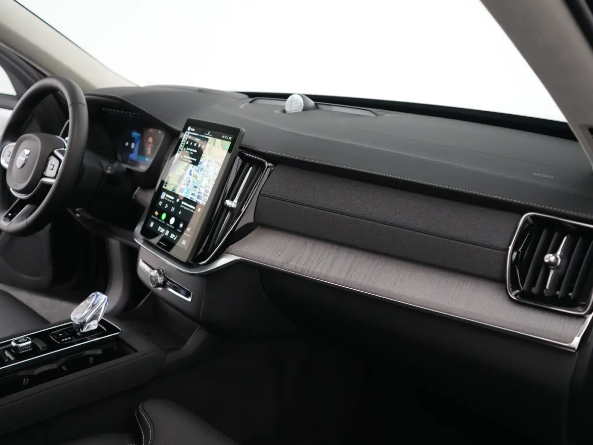 T8 Recharge AWD Ultra Dark | Luchtvering | Bowers & Wilkins | 360° | Head-Up | Massage | Panoramadak | Trekhaak