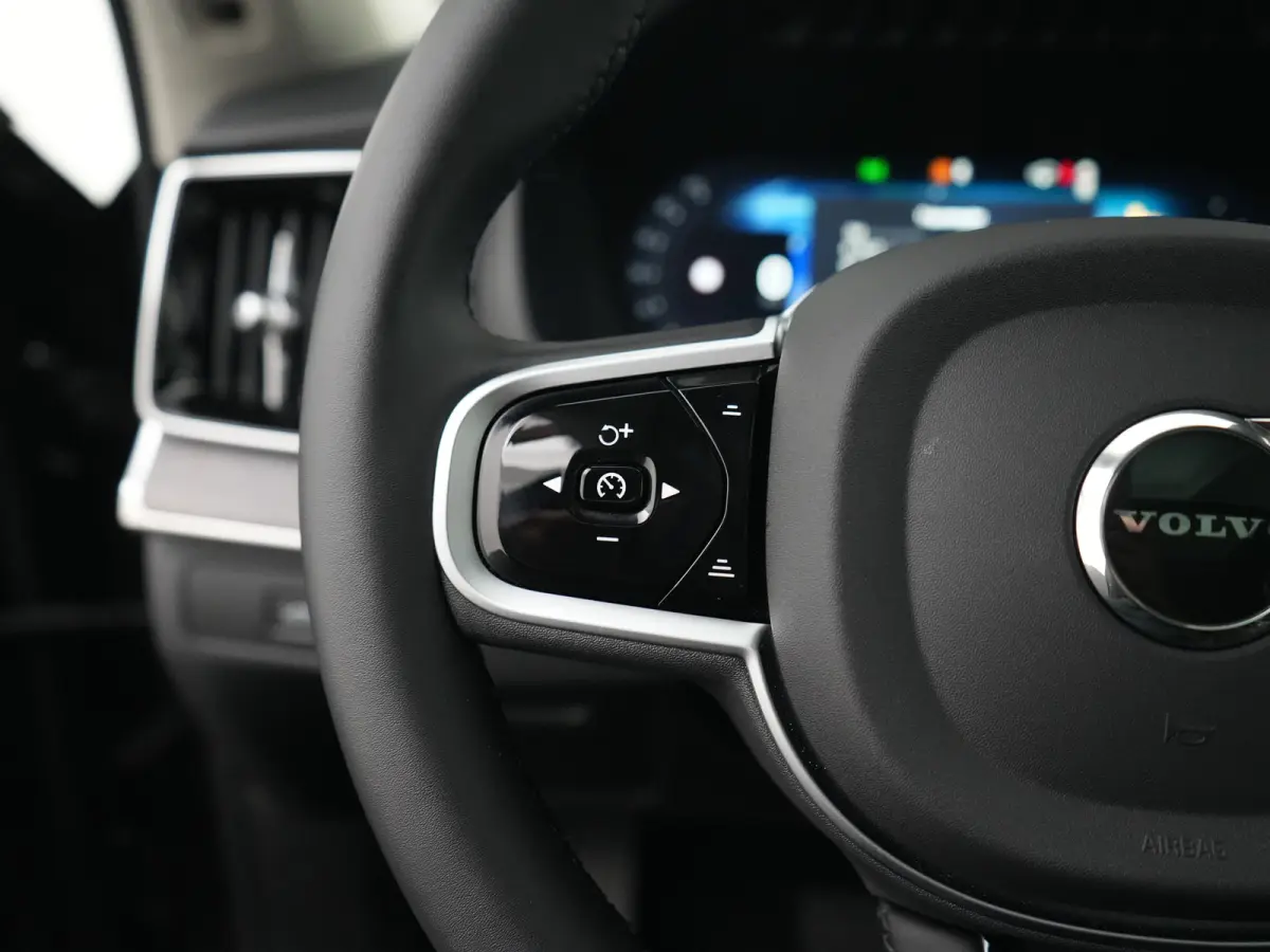 T8 Recharge AWD Ultra Dark | Luchtvering | Bowers & Wilkins | 360° | Head-Up | Massage | Panoramadak | Trekhaak