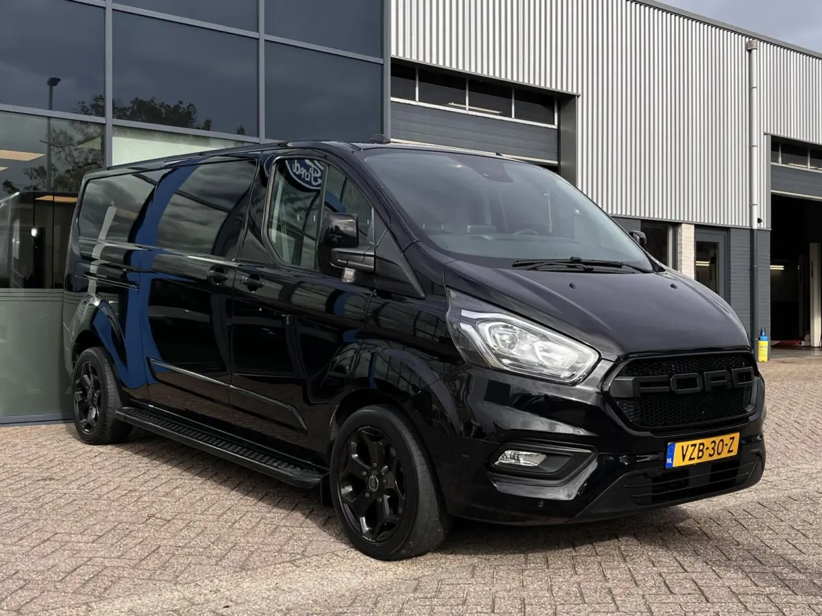 320 2.0 TDCI L2H1 Limited 130PK Automaat Stoel/Voorruitverwarming Camera Cruise Blind-Spot Navi 18'' Velgen Parkeersensoren *Dealer Onderhouden*