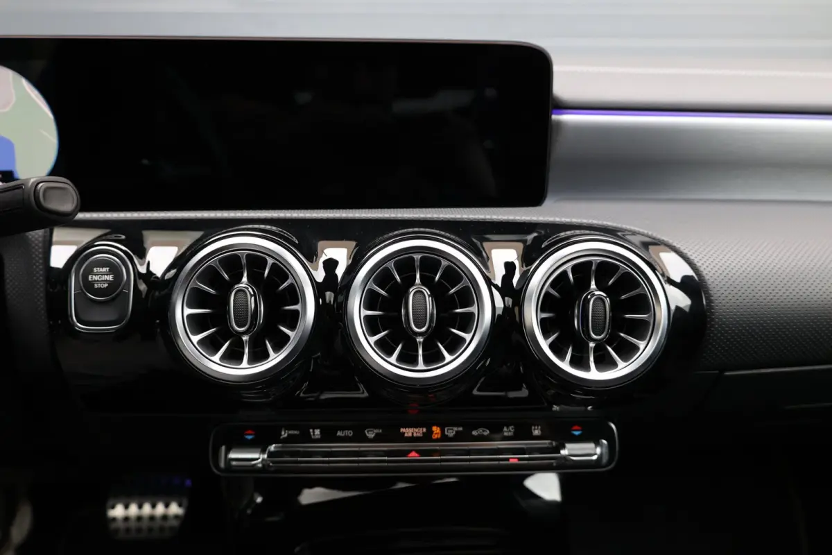 250 e AMG Limited MULTIBEAM/VIRTUAL/SFEER/LEER+S.VERWARMING+MEMORY/19" LMV/360/ACC/ECC/12 MND GARANTIE!