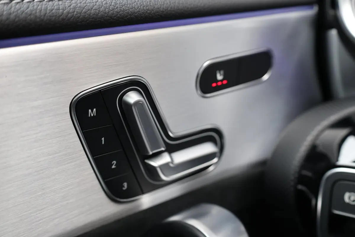 250 e AMG Limited MULTIBEAM/VIRTUAL/SFEER/LEER+S.VERWARMING+MEMORY/19" LMV/360/ACC/ECC/12 MND GARANTIE!