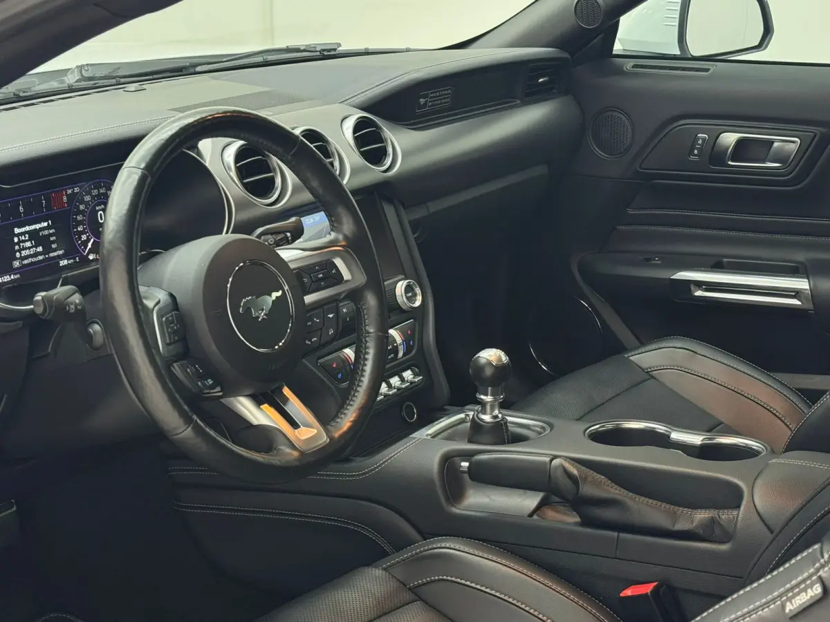 USA 5.0 V8 GT Performance BLACK FRIDAY DEAL!