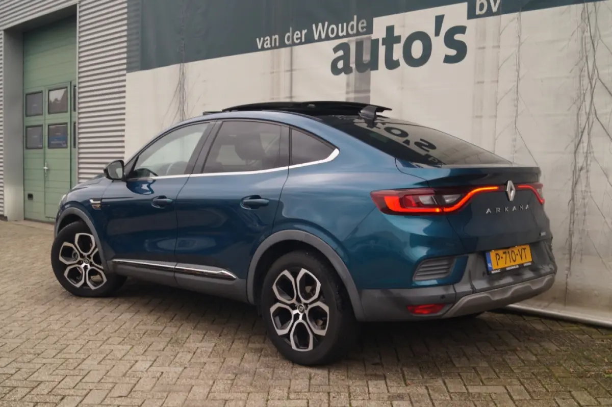 1.6 E-Tech Hybrid 145 Intens -SOH98%-PANO-LEER-TREKHAAK-