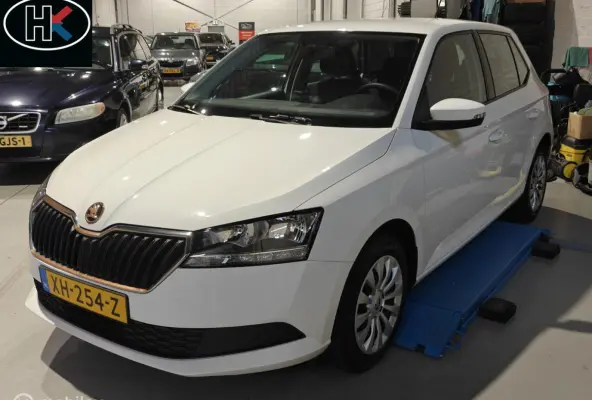 Hatchback 5-deurs 1.0 75pk Airco el.Ram. CruiseC