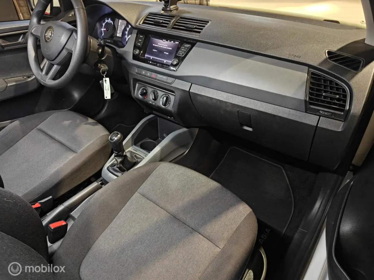 Hatchback 5-deurs 1.0 75pk Airco el.Ram. CruiseC