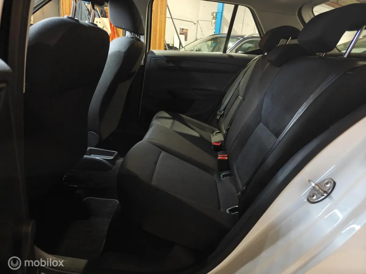 Hatchback 5-deurs 1.0 75pk Airco el.Ram. CruiseC