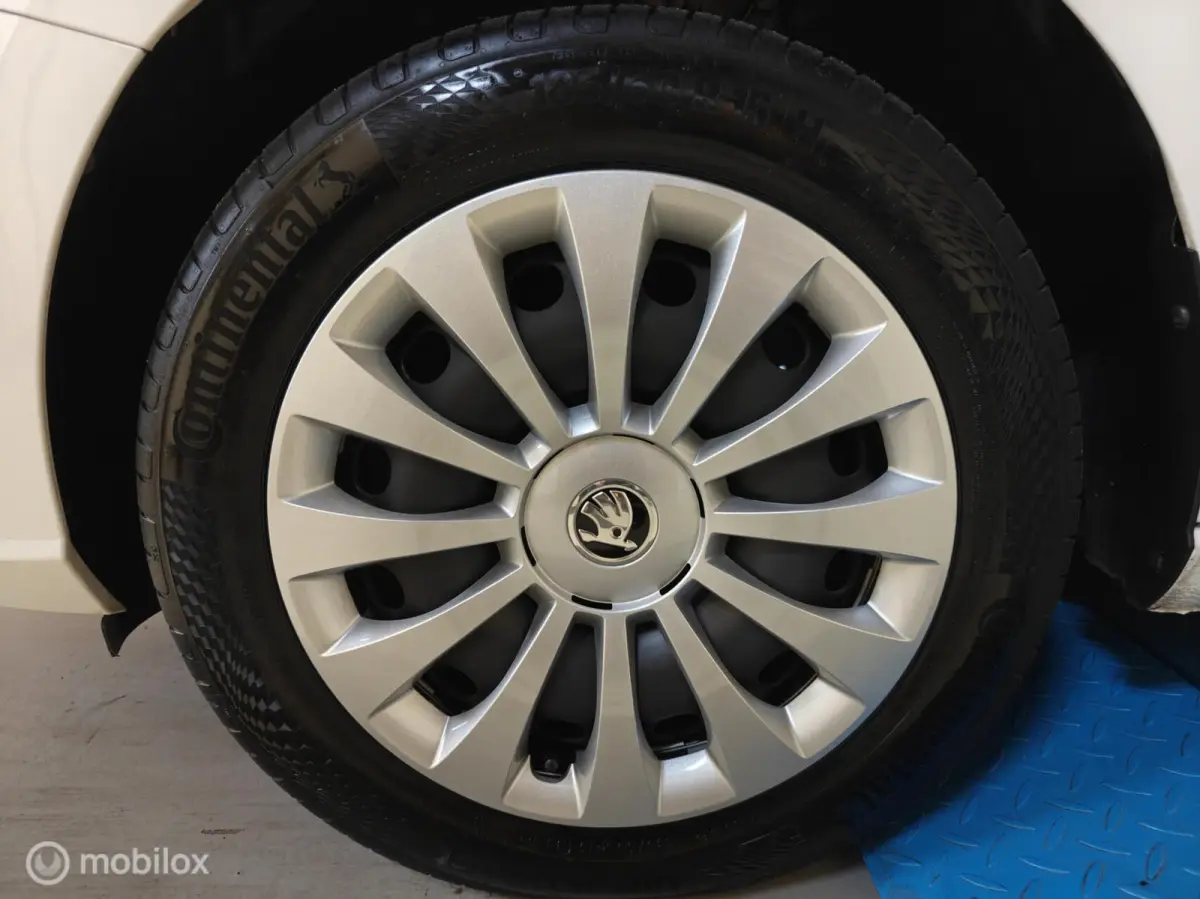 Hatchback 5-deurs 1.0 75pk Airco el.Ram. CruiseC