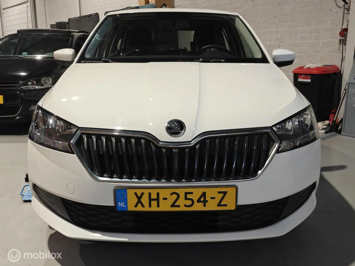 Hatchback 5-deurs 1.0 75pk Airco el.Ram. CruiseC